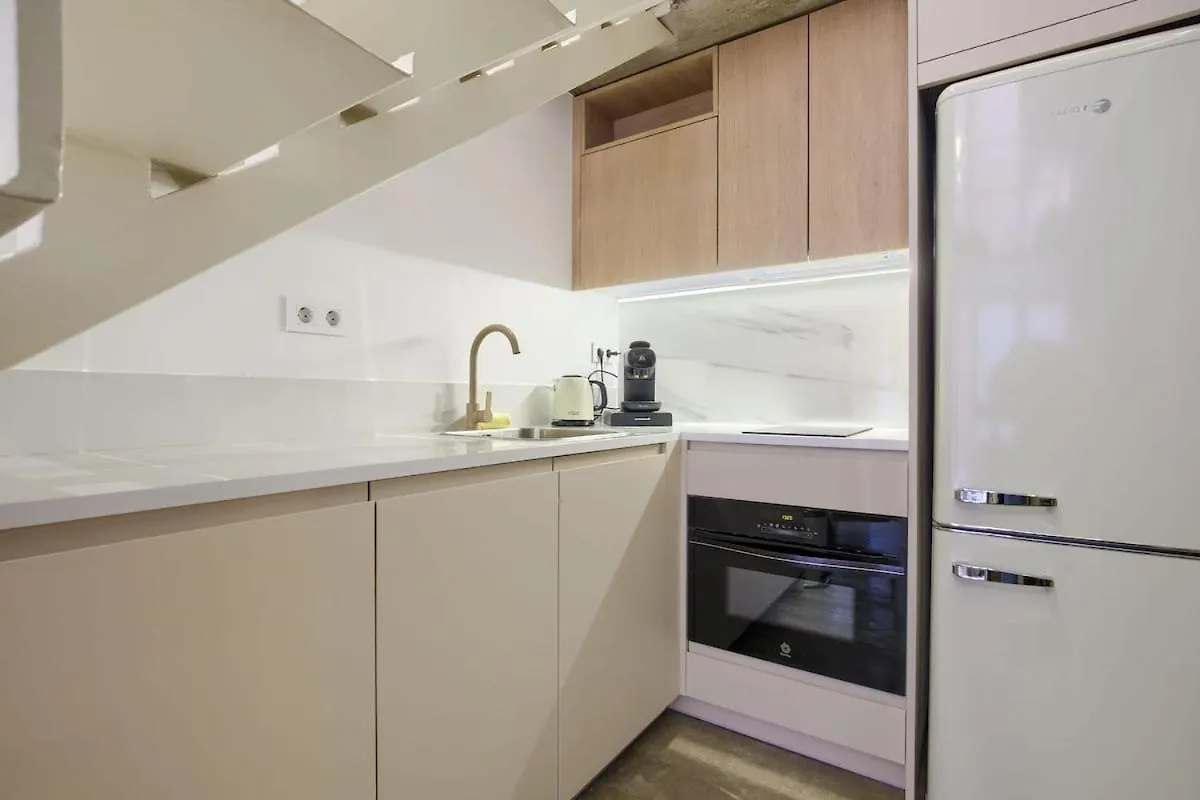 Beautiful Central Duplex Apartment Madrid
